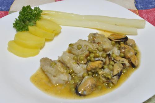 Treska na bílém víně s mušlemi – Snadné recept z Španělsko kuchyně, hotový za 30 - 45 minut